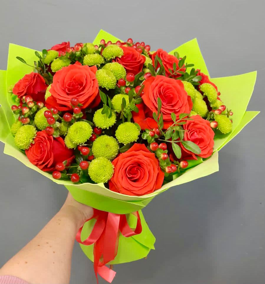 Букет цветов из: Хризантемы и Розы в Глебовский