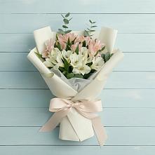 Букет цветов из:  Альстромерии в Глебовский