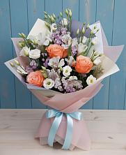 Букет цветов из:  Лизиантусы, Розы, Альстромерии и Гипсофила в Глебовский