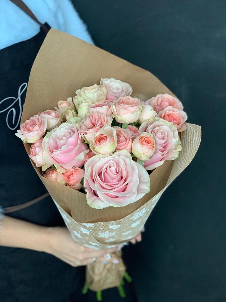 Букет цветов из: Хризантемы и Розы в Глебовский