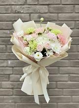 Букет цветов из:  Гвоздики, Розы, Лизиантусы и Хризантемы в Глебовский