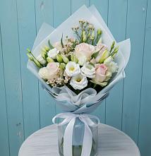 Букет цветов из:  Розы и Лизиантусы в Глебовский