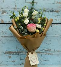 Букет цветов из:  Розы и Лизиантусы в Глебовский